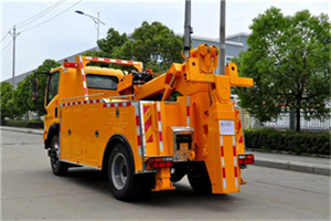 澄江高速路拖车费